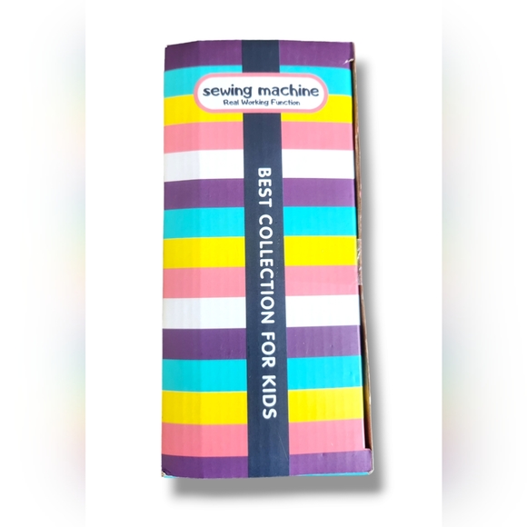 Kids Sewing Machine - Picture 4 of 4